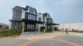Bellefont East, Rumah Mewah Design Elegan Eksklusif di Spring Gading Serpong