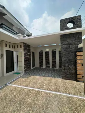 Dijual / Disewakan Rumah Minimalis – Citra Sari Regency Blok B1-33