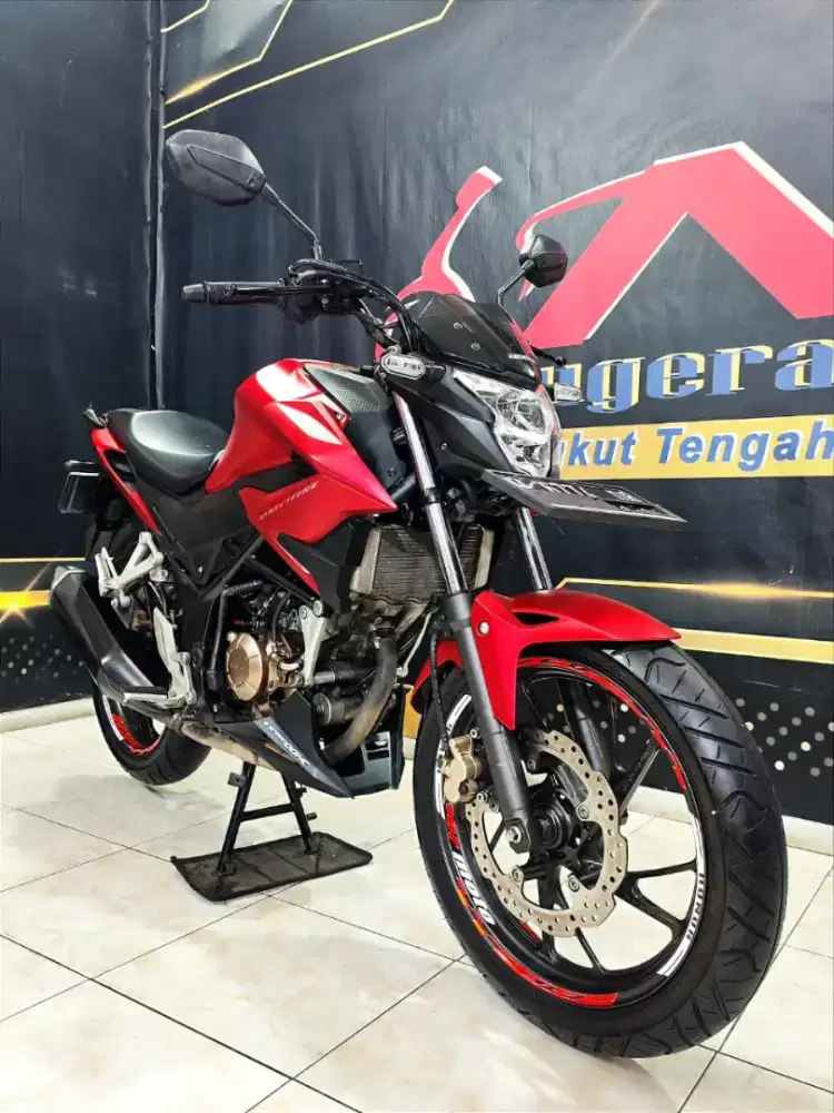 DP 3jt an Honda CB150R SE STREETFIRE TH 2020 red matte