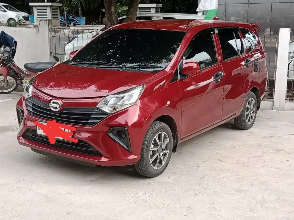 Di jual mobil daitsu sigra 1000cc.bensin paling irit