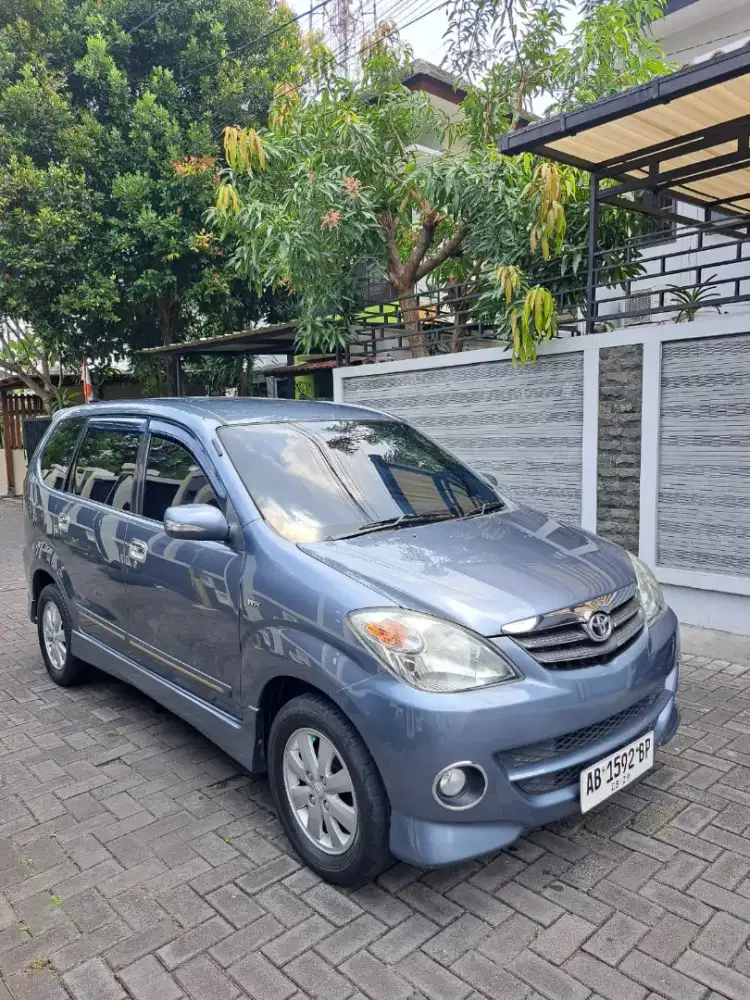 Avanza 2009 Type S 1500cc abu-abu Elegan