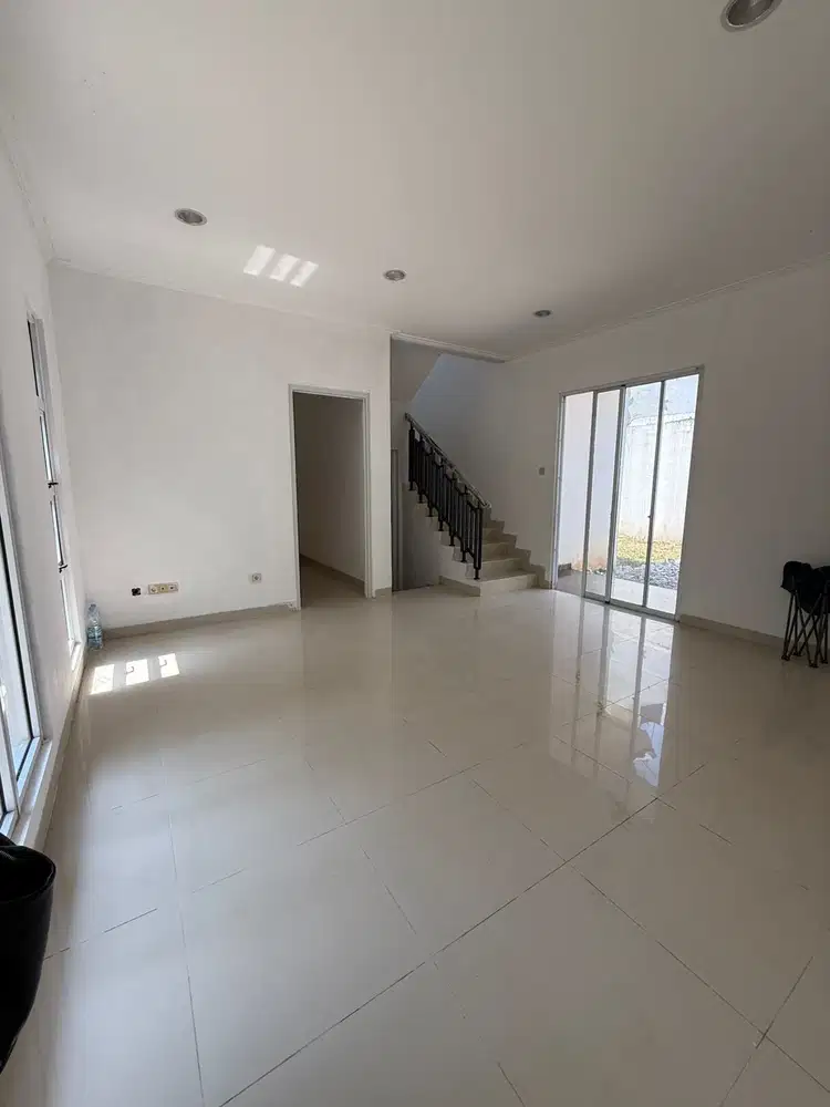 DIJUAL RUMAH MURAH 2 LANTAI & SIAP HUNI DI CLUSTER CIBUBUR COUNTRY!