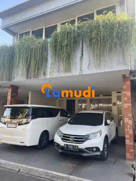 Dijual Rumah 3 Lantai – Cluster Pinewood, Green Park Jatimelati