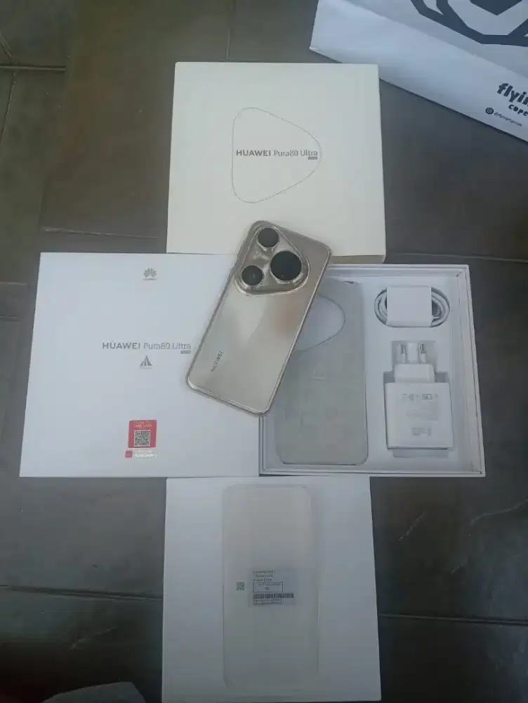 Huawei pura 80 ultra like new nominus