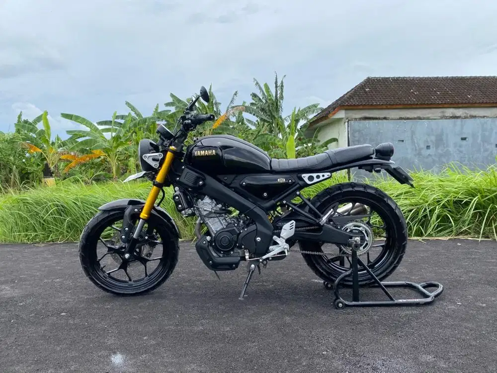 Yamaha XSR 155 tahun 2024