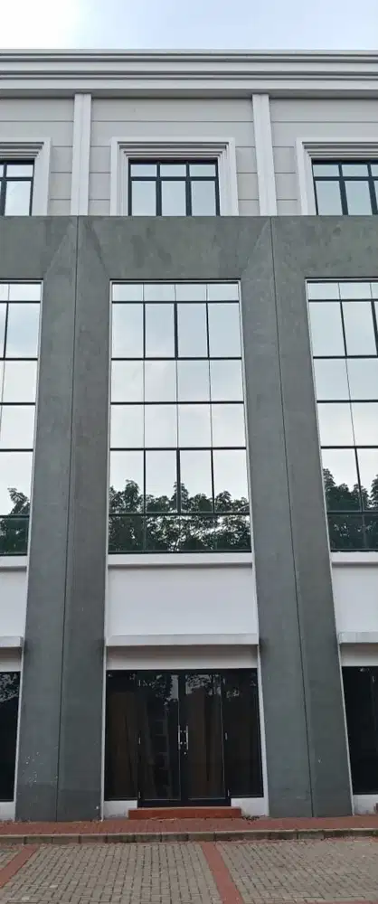 Ruko usaha 2 muka 4 lantai dijual lokasi strategis  Sedayu City