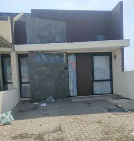 Dijual Rumah di  Komp Cibaduyut Town House
