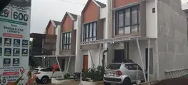 RUMAH 2 LANTAI DI CIPADUNG BANDUNG TIMUR