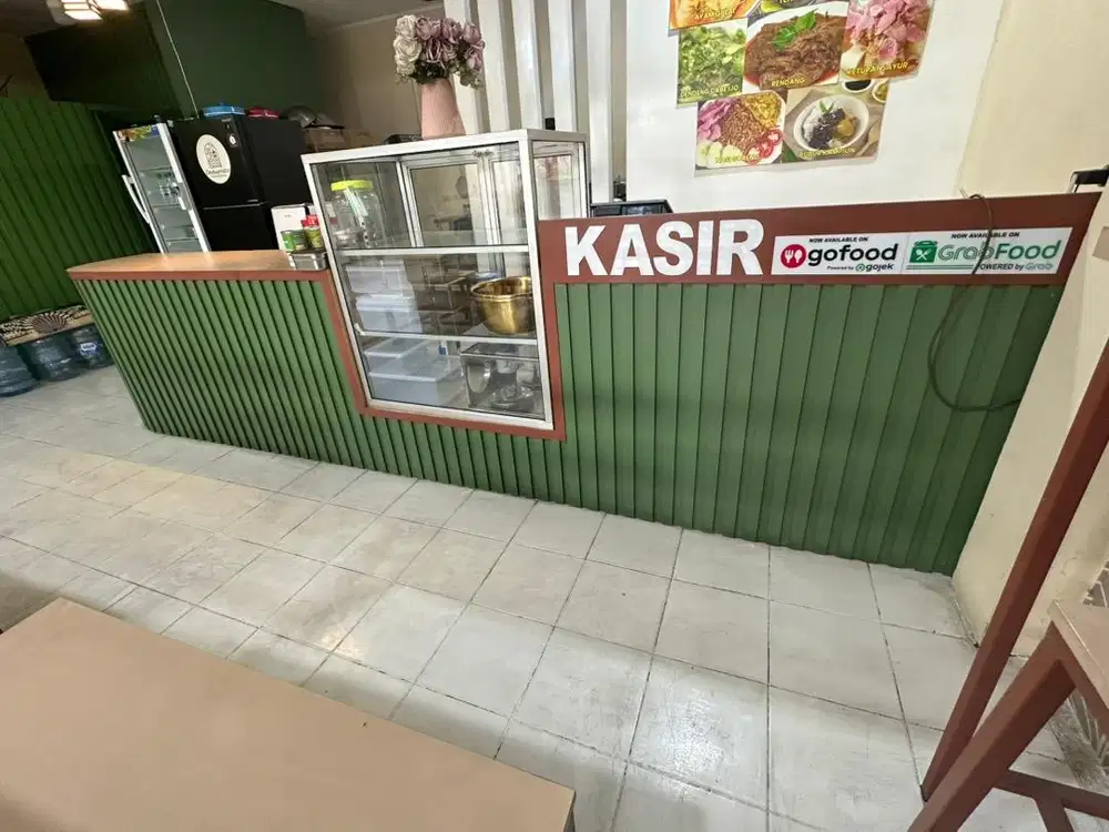Dijual meja counter ex restauran