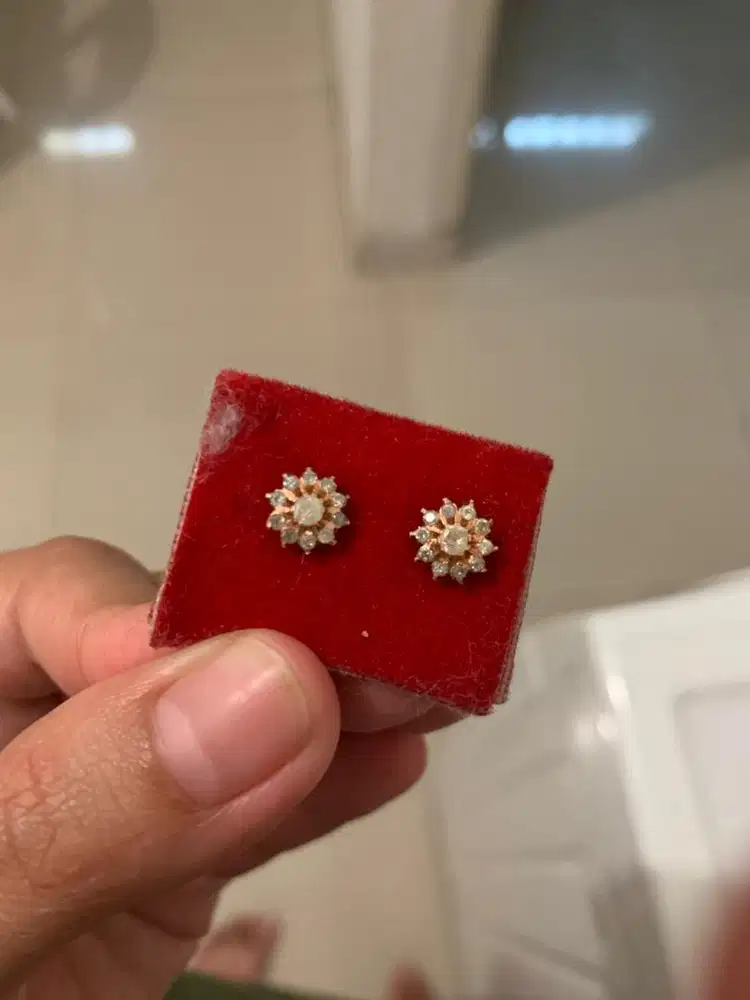 D jual cepat anting berlian lengkap dengan surat