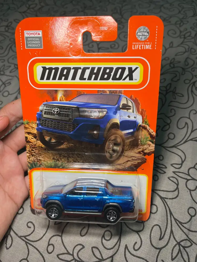 MATCHBOX TOYOTA HILUX