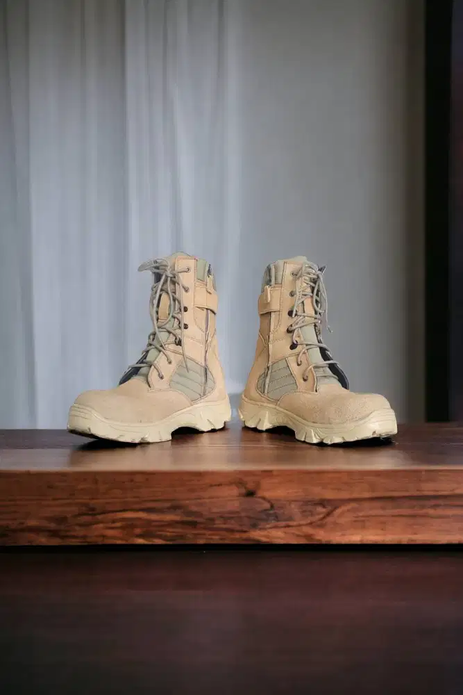 Produsen sepatu boots original pria Muara Enim