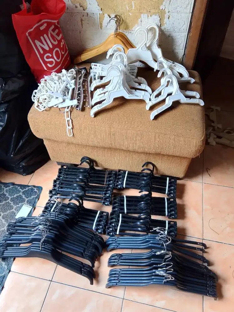 Hanger dan manekin