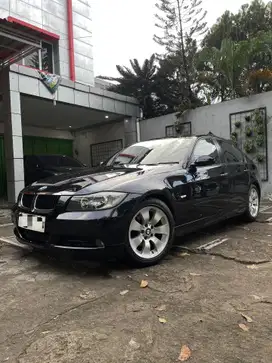 BMW E90 Low Kilometer