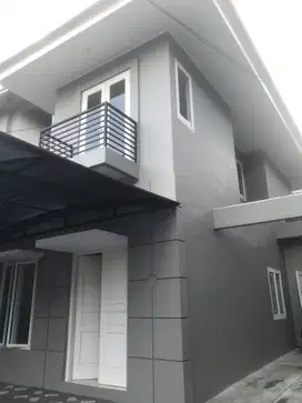 DISEWAKAN TERMURAH RUMAH STRATEGIS DI PEJATEN BARAT JAKARTA SELATAN