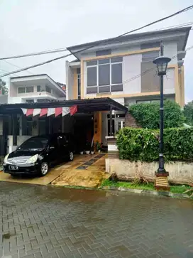 Dijual Rumah Siap Huni (Hook) dlm Cluster Di BCC, Dkt Stasiun, Toll, dan di depan Taman