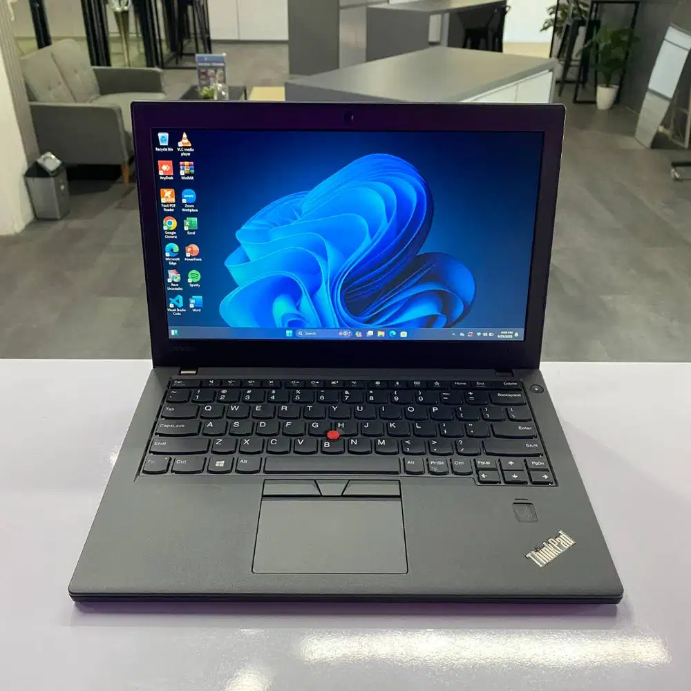 LAPTOP LENOVO THINKPAD X270 CI5 GEN 7 MURAH BERGARANSI