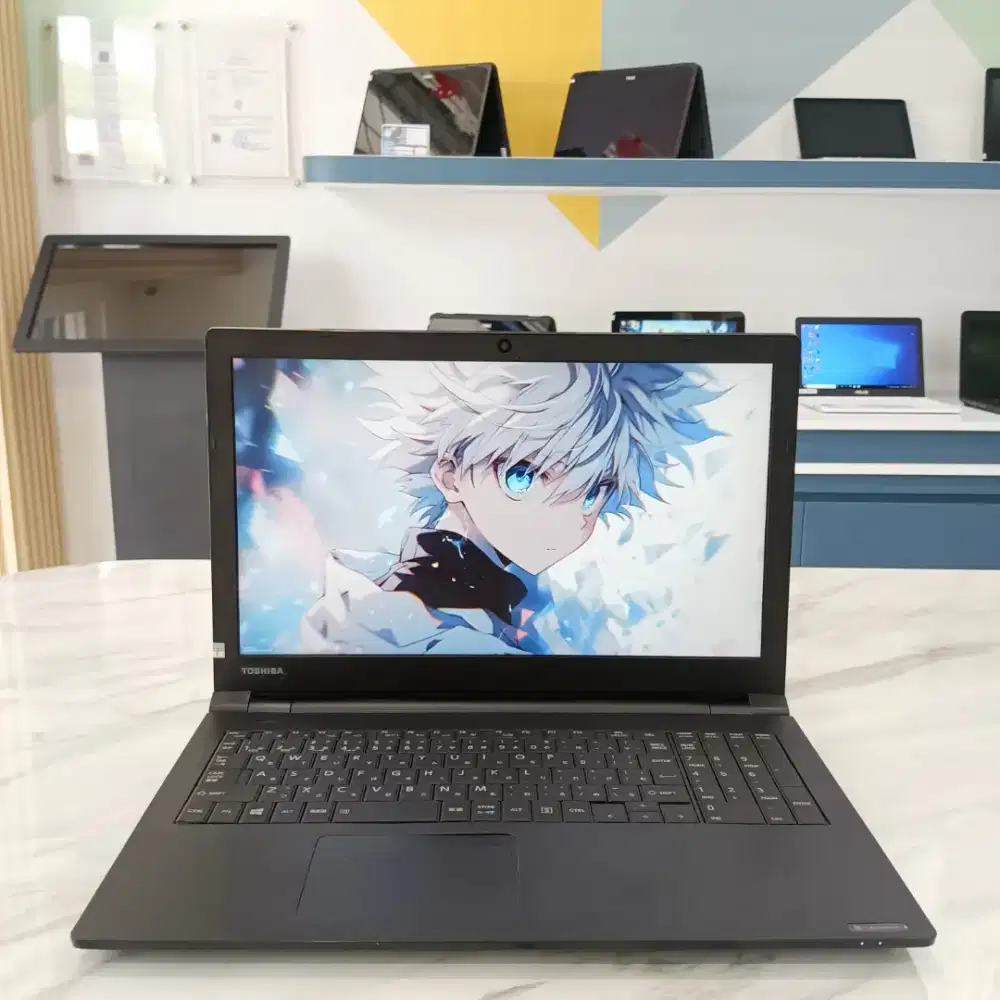 [T11] Laptop Toshiba |i7Gen8|8GB|256GB|16| Cocok Untuk Berkerja