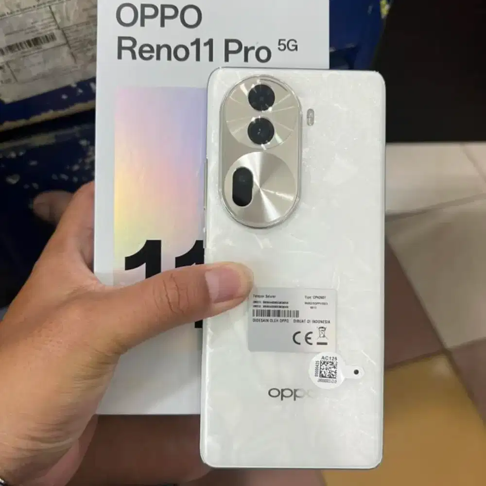 Oppo Reno 11 pro5G 12/512,second resmi like new.