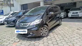 Low KM - Honda Freed 1.5 E Bensin-AT 2015