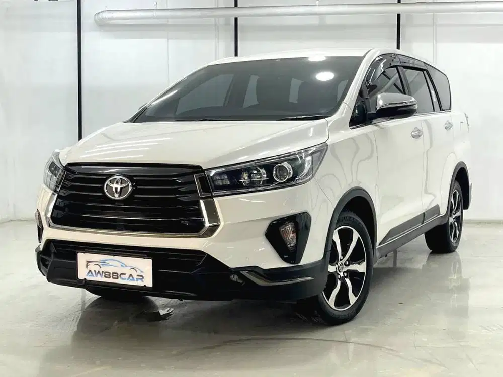 [Km 60rb] Toyota Innova Venturer Diesel 2.4 AT 2021 Putih