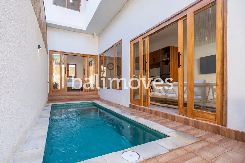 Villa Tiga Kamar Tidur Baru di Tepi Pantai Sanur