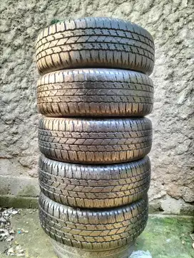 BAN 265/65 R17 BRIDGESTONE DUELER A/T