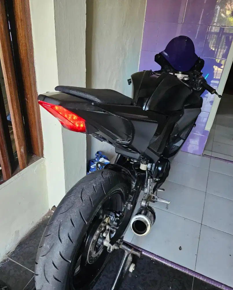 Dijual kereta v3 R15