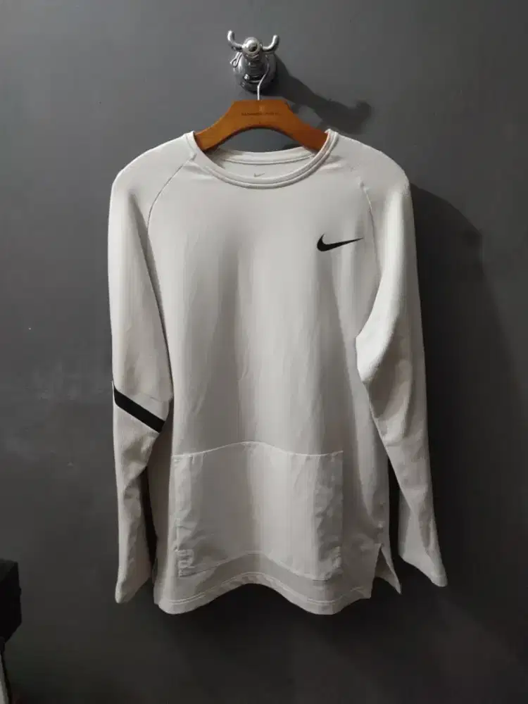 Kaos Nike drifit original size xl preloved