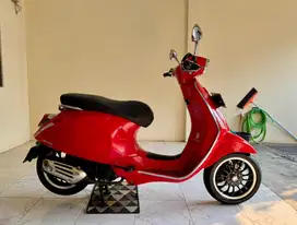 Piaggio Vespa Sprint S 150 IGET ABS (Tipe Tertinggi) MULUSSS