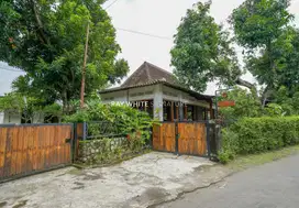 Homestay di Jl Raya Solo dekat Candi Sari Yogyakarta