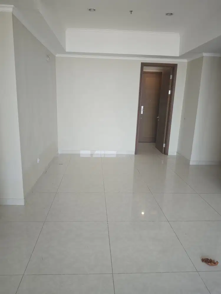 Disewakan Taman Anggrek Residences Condo 3 Bedroom Semi Furnish