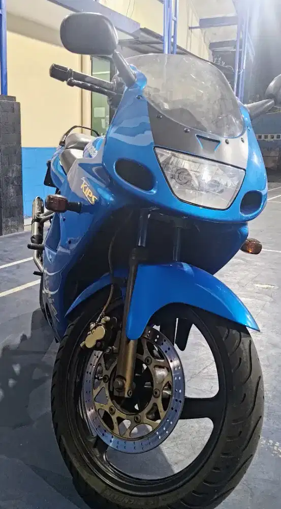 Kawasaki Ninja KR150K