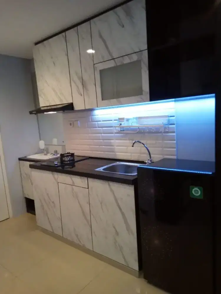 Studio lantai rendah apartemen breeze