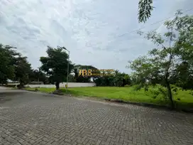 Jual Kavling Luas 2040m2 di Komplek Graha Metropolitan Jalan Kapten Sumarsono