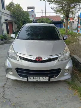 Dijual avanza Veloz AT 2012 1.5 cc