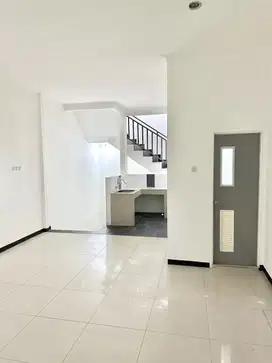 DISEWAKAN RUKO DAERAH RAMAI DAN STRATEGIS DEKAT KAMPUS DI KARAPITAN