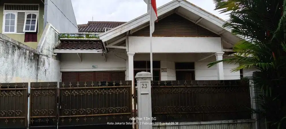 DIJUAL RUMAH DENGAN LOKASI STRATEGIS KAWASAN BINTARO SEKTOR 1