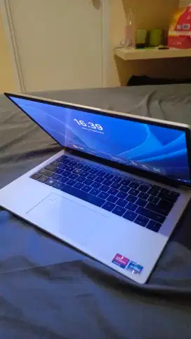 Laptop Advan 1701 Ryzen 5 6600H 16GB (14”) – Pemakaian 8 Bulan
