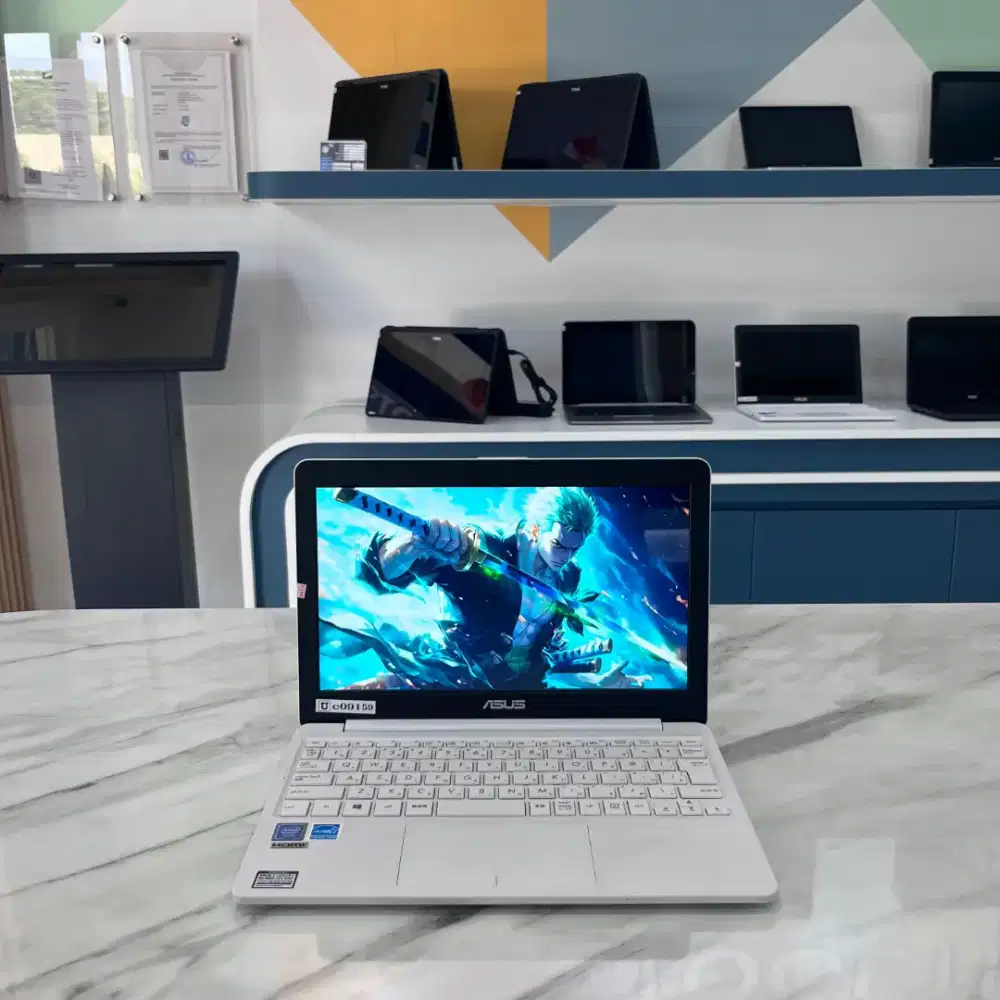 [AS10] Laptop Gaming 4GB SSD 12 Cocok Untuk Mahasiswa