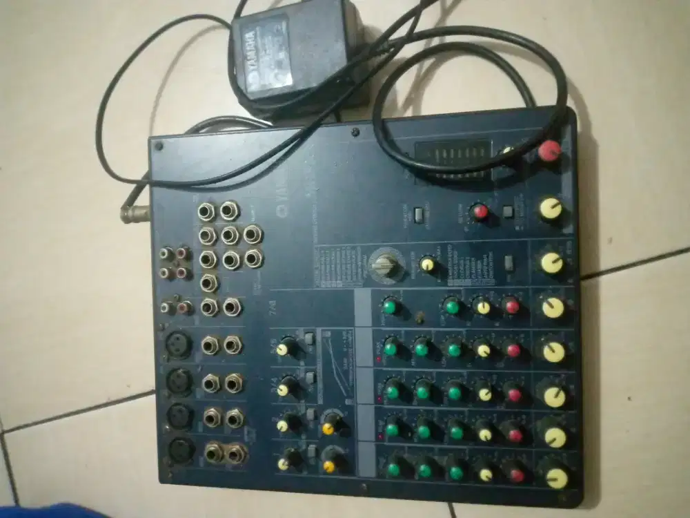 Audio mixer yamaha mg82cx