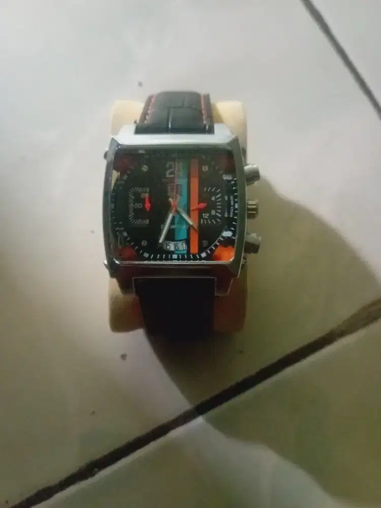 Jam tangan pria Tag heuer monaco