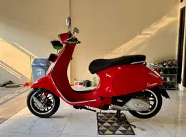 Piaggio Vespa Sprint S 150 IGET ABS (Tipe Tertinggi) MULUSSS