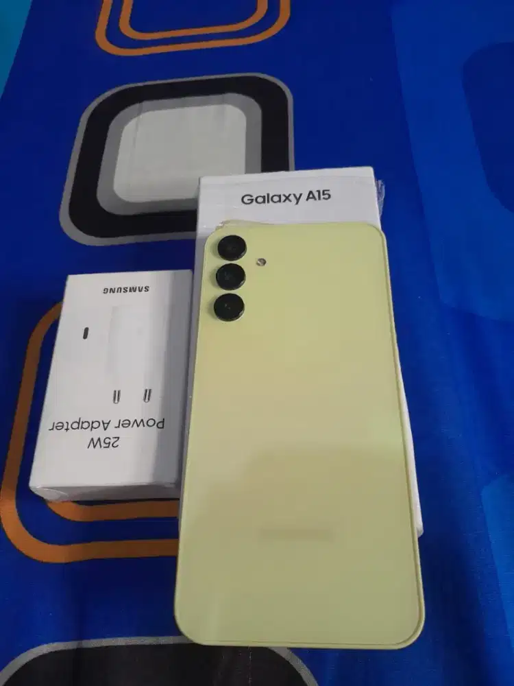Samsung 15 8/256