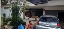 Dijual rumah murah hitung tanah di kemang Jaksel