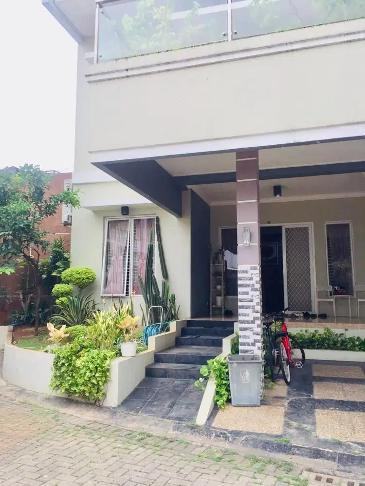 Rumah 2 Lantai di Sektor 9 Bintaro Jaya (4,2 M) 11782 oc