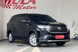 TOYOTA INNOVA ZENIX V Hybrid A/T 2024 HITAM