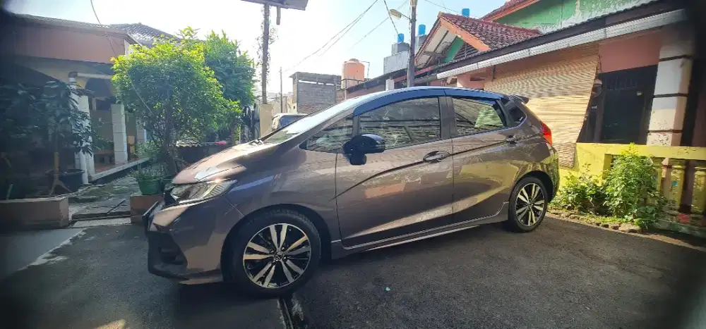 Honda Jazz RS AT KM terendah dan kondisi bagus