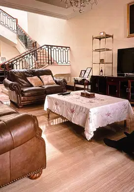 Rumah Mewah Di Lokasi Premium Menteng, Dekat Dengan CBD