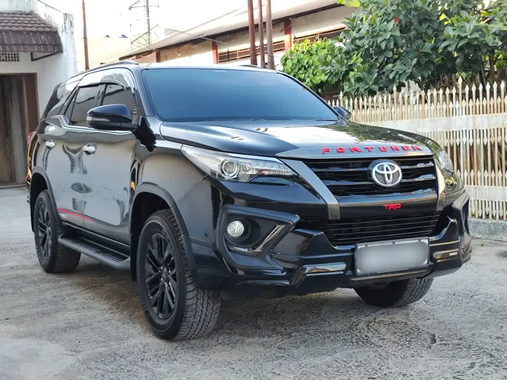 (KM 50 RB 100% ORS) FORTUNER VRZ TRD KICKSENSOR DIESEL MATIC 2020/2021